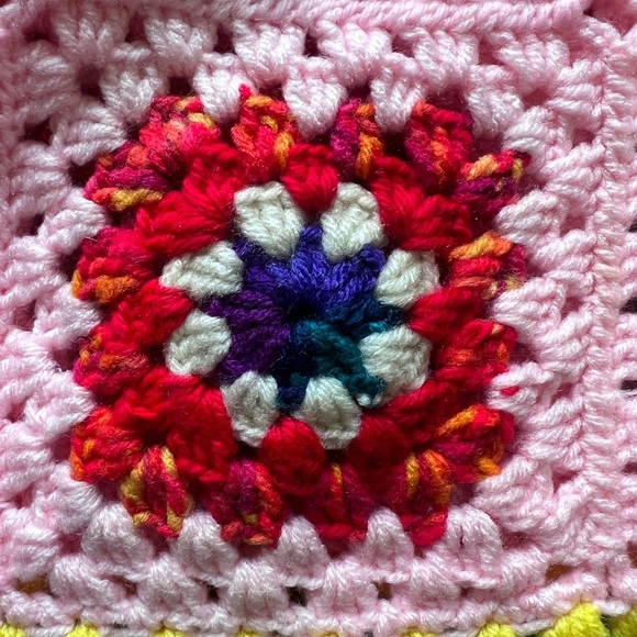 Large Granny Square Crochet Blanket Knit Quilt Handmade Boho 75 X 92 - Picture 7 of 14